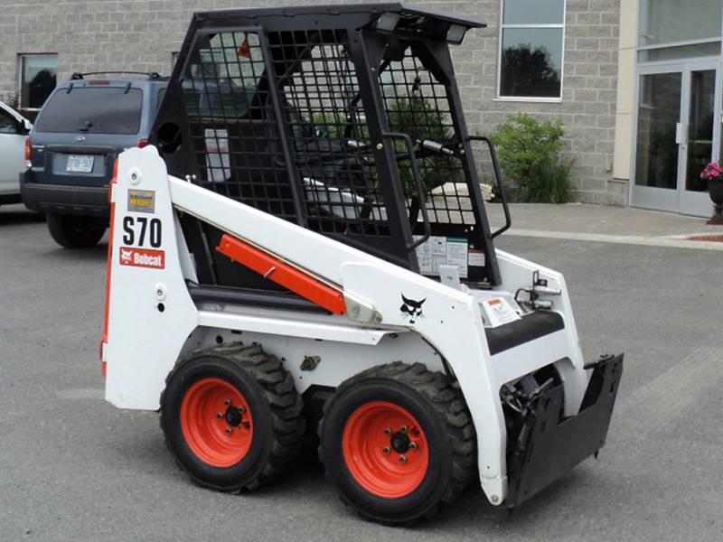 Мини-погрузчики Bobcat: характеристики и аналоги