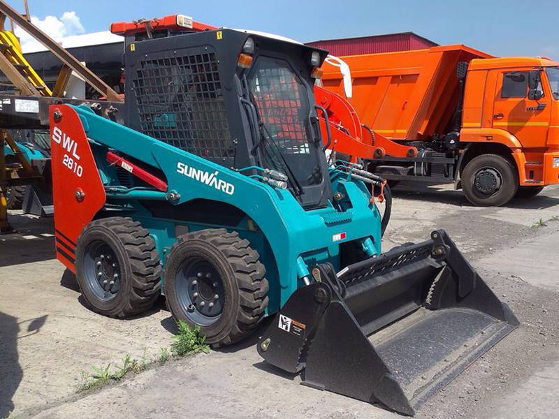 Мини-погрузчики SUNWARD: характеристики и аналоги